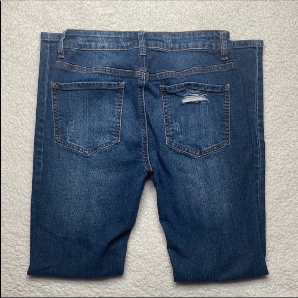Altar’d State Jeans Distressed Ripped In Style Size 24 In style - Picture 9 of 14